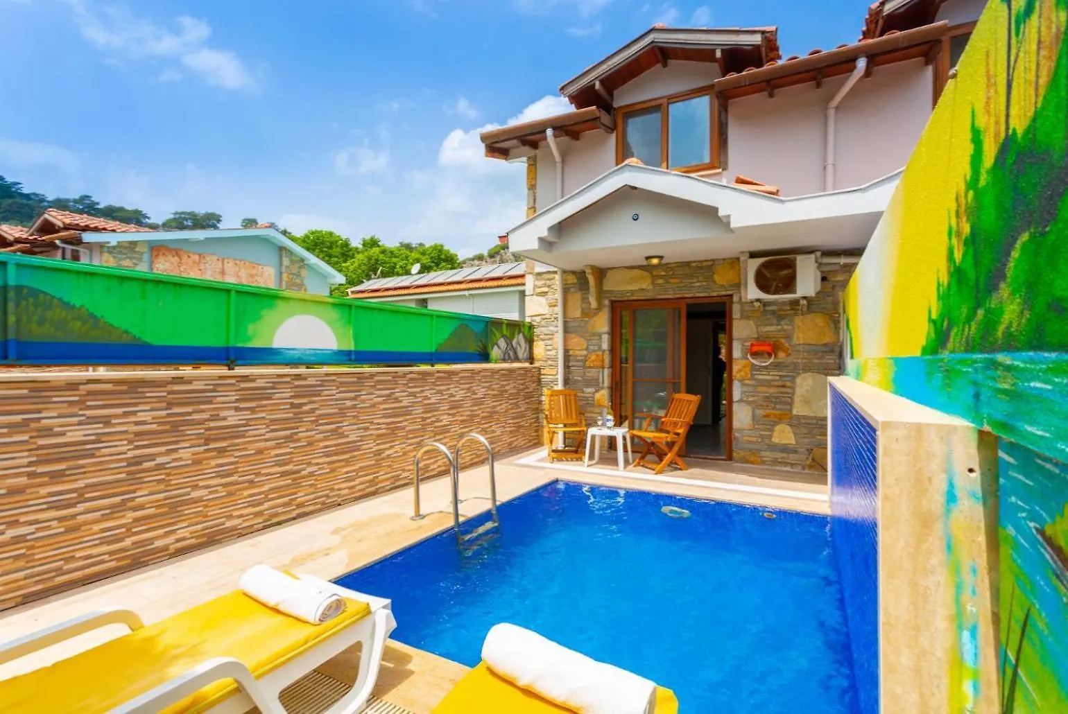 Villa Bercu Paradise ダルヤン