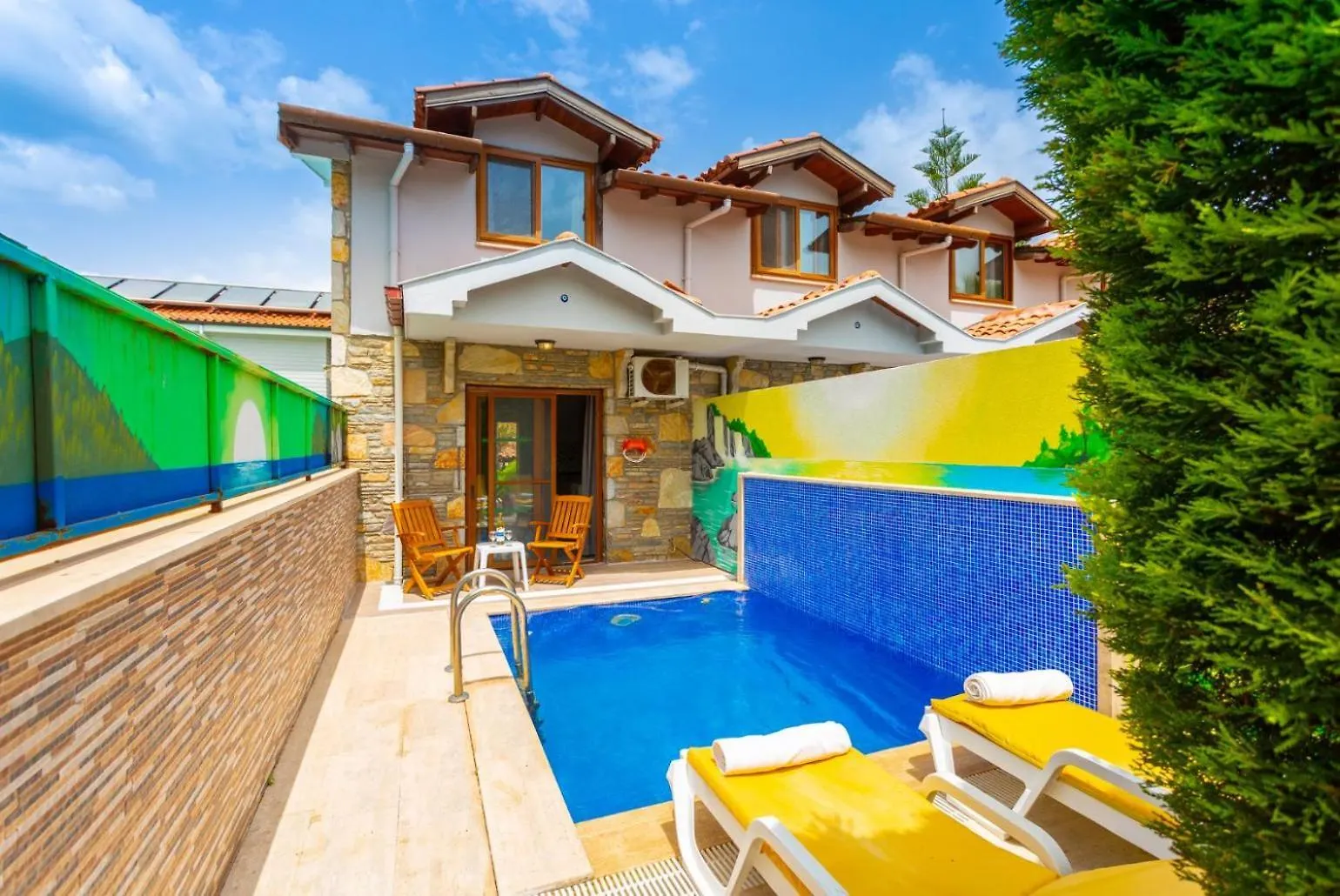Villa Bercu Paradise ダルヤン