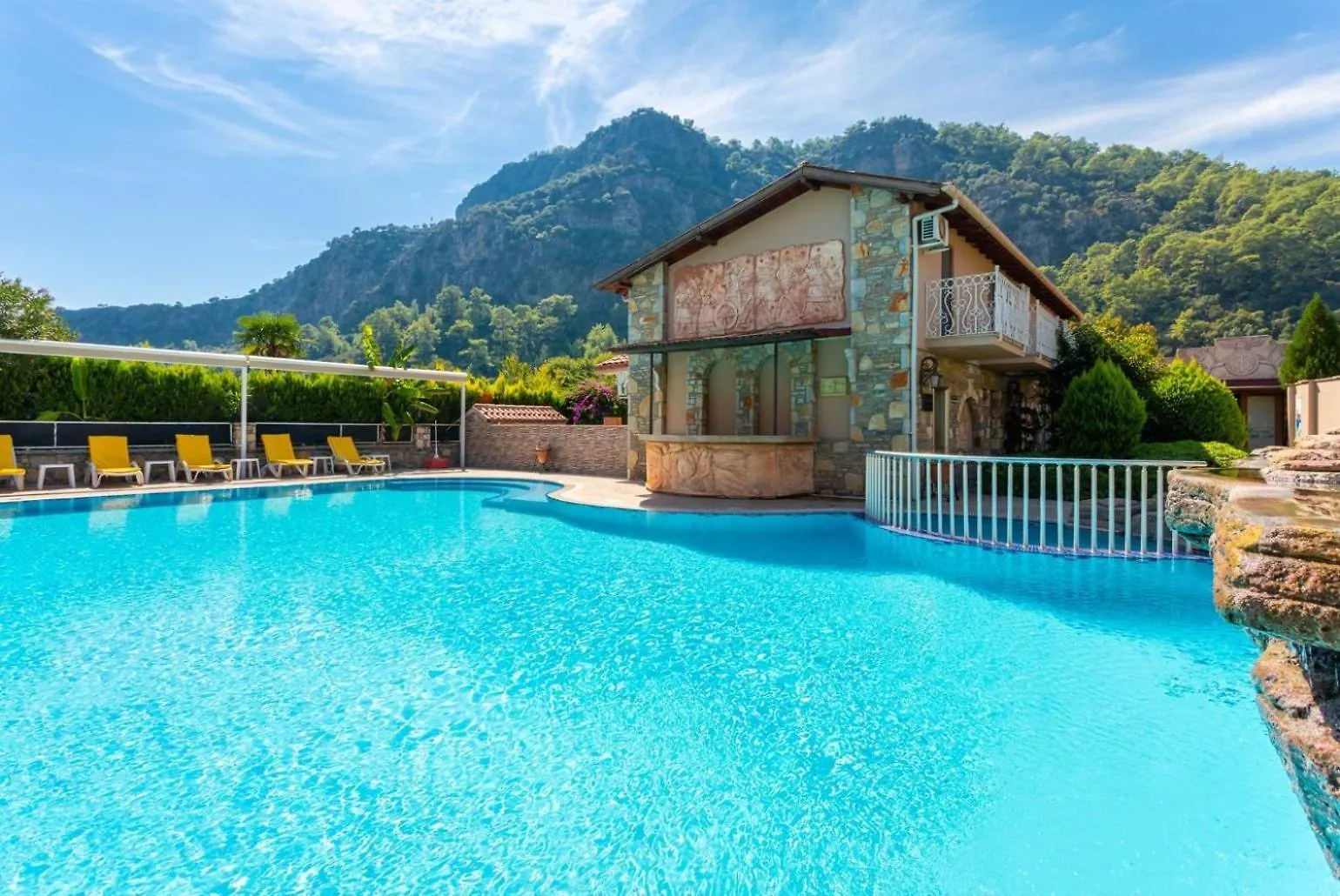 Villa Bercu Paradise ダルヤン